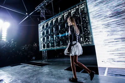 Look 17